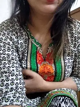 Webcam Model (Tanha18)  is live.Free join now!