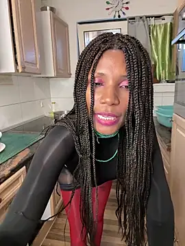 Webcam Model (SolaeuftderbrauneHase)  is live.Free join now!