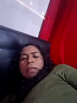 Webcam Model (floresblancas)  is live.Free join now!