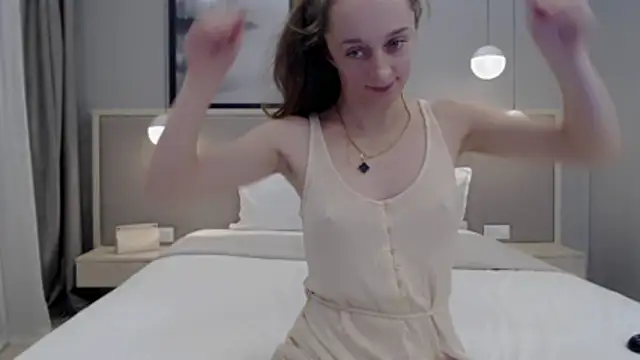 shyschoolgirl - ShySchoolGirl's free webcam - UK Sex Cams