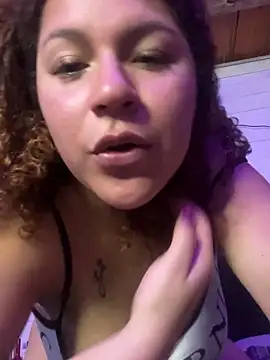 lolavenezia - Lolavenezia's free webcam - UK Sex Cams