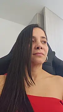 Webcam Model (miaeyes)  is live.Free join now!