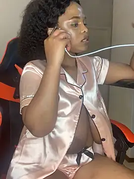 Webcam Model (jayjayja19)  is live.Free join now!