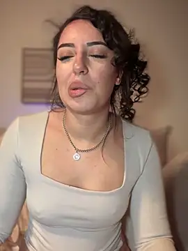 SissiVienna Live Webcam on Stripchat