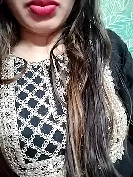 Webcam Model (Noor_Darliing)  is live.Free join now!