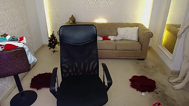 MaxKaiden Live Webcam on Stripchat