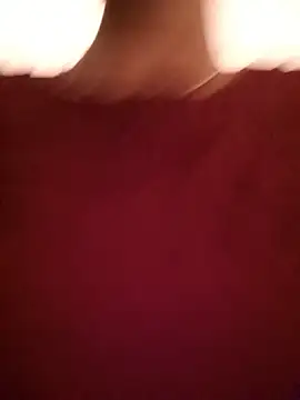 Webcam Model (Raya-Moni)  is live.Free join now!