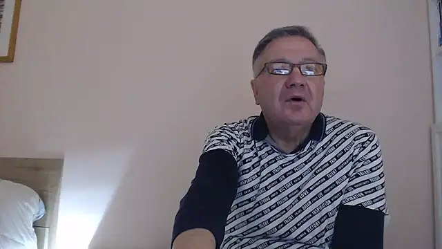 you6me (M grandpa) - Naked show cum