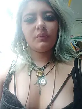 hollywouldd - Hollywouldd's free webcam