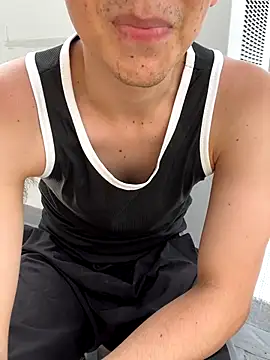 liam_moss (M young) - Red ass bby (two buttocks)