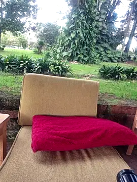 Webcam Model (Lunaluxe1001)  is live.Free join now!