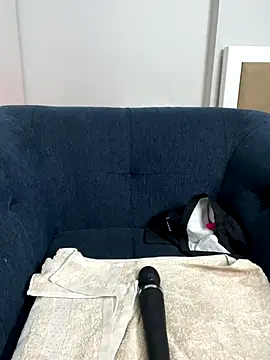 Webcam Model (Lil_asianxyz)  is live.Free join now!