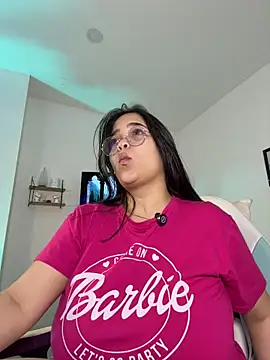 Webcam Model (tati_reyess)  is live.Free join now!