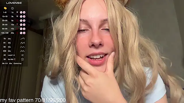 aetherlan Live Webcam on Stripchat