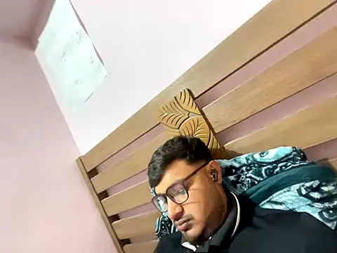 midnight_24 Live Webcam on Stripchat