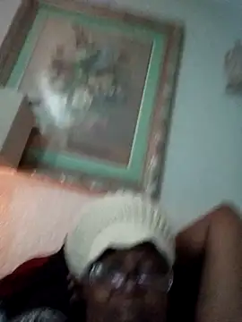 Webcam Model (SexiJelli)  is live.Free join now!