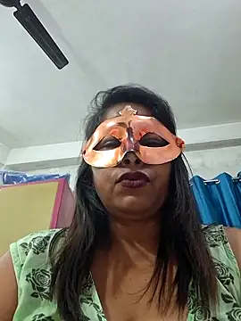 Webcam Model (SIMIHOT)  is live.Free join now!