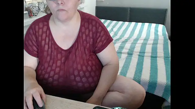 sweetboobs - Sweetboobs's free webcam - UK Sex Cams