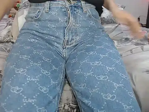 nahomibeckers - Nahomibeckers's free webcam - UK Sex Cams