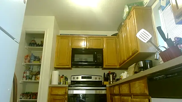 diamondmonroexo - DiamondMonroeXo's free webcam - UK Sex Cams