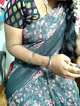 Webcam Model (lolida69thamil)  is live.Free join now!