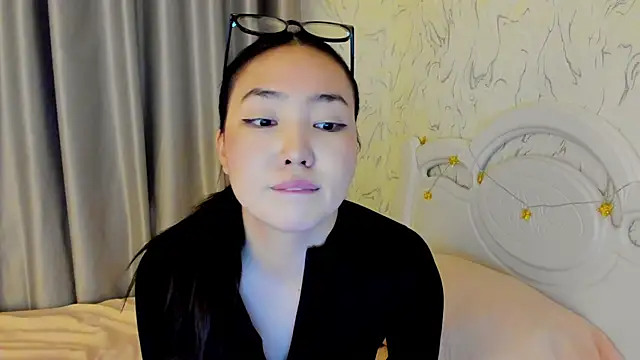 akino_hen - Akino_hen's free webcam