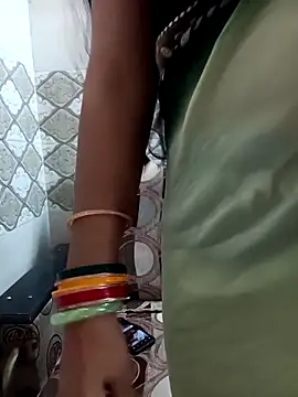 Webcam Model (Cute_purnima)  is live.Free join now!