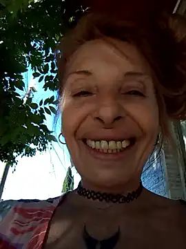 Webcam Model (FrozenWaffle)  is live.Free join now!