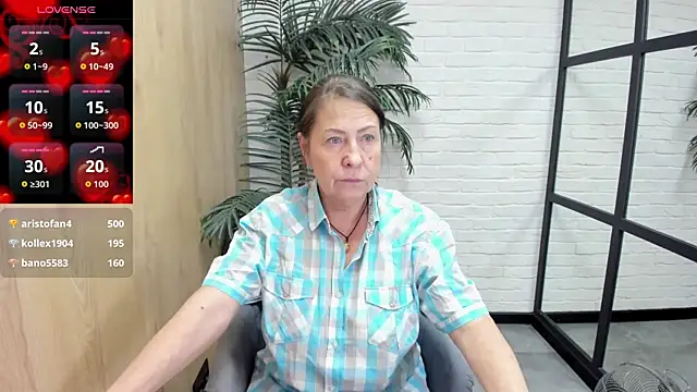 LindaPassionate from StripChat