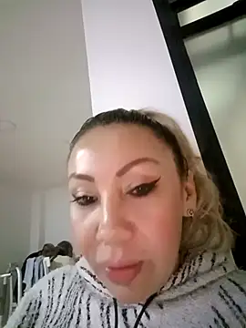 Webcam Model (coral_smitth)  is live.Free join now!