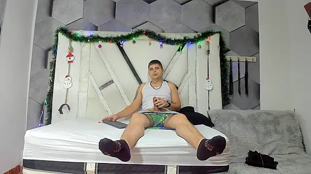 sabrinaandeddy - SabrinaAndEddy's free webcam - UK Sex Cams