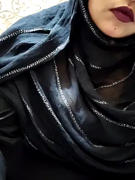 Webcam Model (Indian-Nazia)  is live.Free join now!