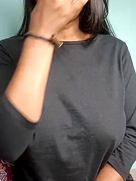 Webcam Model (Ishu_Lovee)  is live.Free join now!