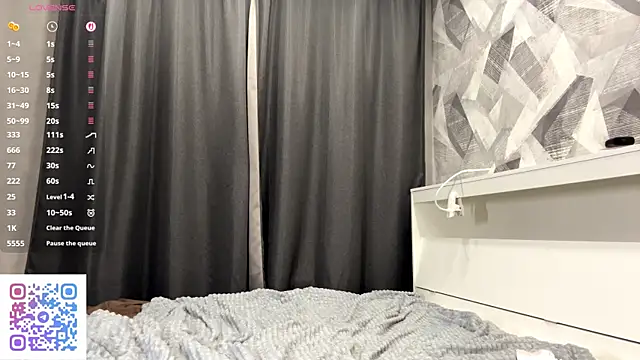 kiravelvet - KiraVelvet's free webcam