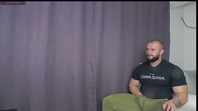 rickymiami1 - RickyMiami1's free webcam - UK Sex Cams