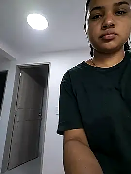 Webcam Model (Eimy-04)  is live.Free join now!