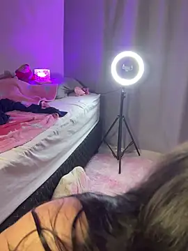 Webcam Model (Angeldusttt)  is live.Free join now!