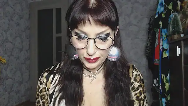 Aziza1 Live Webcam on Stripchat