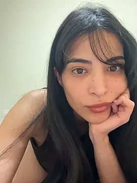 Webcam Model (Naughty_Arab_girl)  is live.Free join now!
