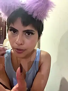 Webcam Model (Eva_Feller69)  is live.Free join now!