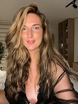 Webcam Model (Thescorpionfr_)  is live.Free join now!