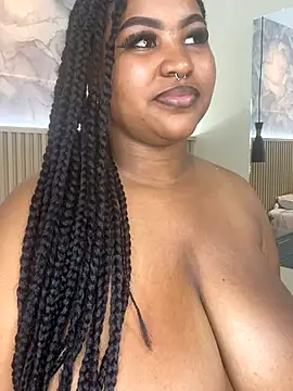 Webcam Model (AinaraJimenez)  is live.Free join now!