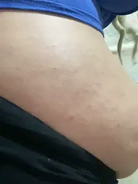 Webcam Model (Cuckold-masters-dog)  is live.Free join now!