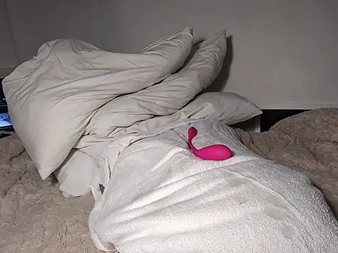 Webcam Model (gymyagirlll)  is live.Free join now!