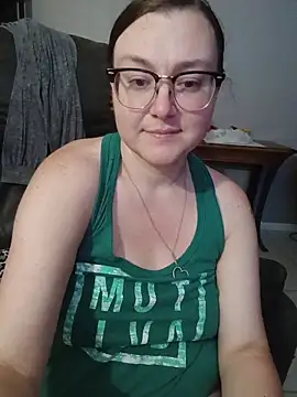 Webcam Model (HTXBELLE)  is live.Free join now!