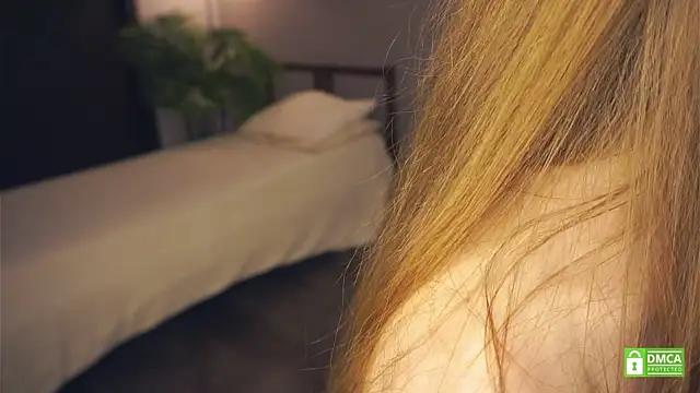 esmacarll - EsmaCarll's free webcam - UK Sex Cams