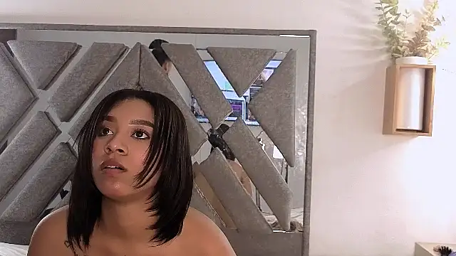 fernanda_brown18 - Fernanda_brown18's free webcam