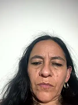 Webcam Model (Freya_Artemisa)  is live.Free join now!