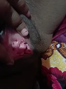 Webcam Model (reya743)  is live.Free join now!