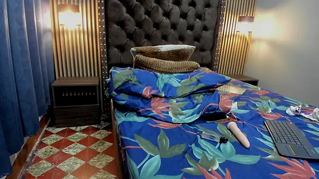  kaia_flame chat room